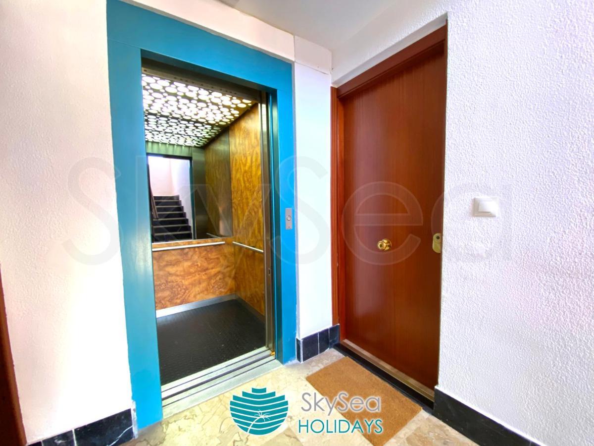 Апартаменты Skyseaholidays Torremolinos Centro Экстерьер фото